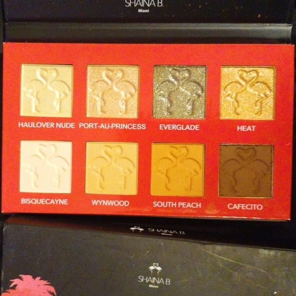 Miami 8 color eyeshadow palette - Picture 4 of 6